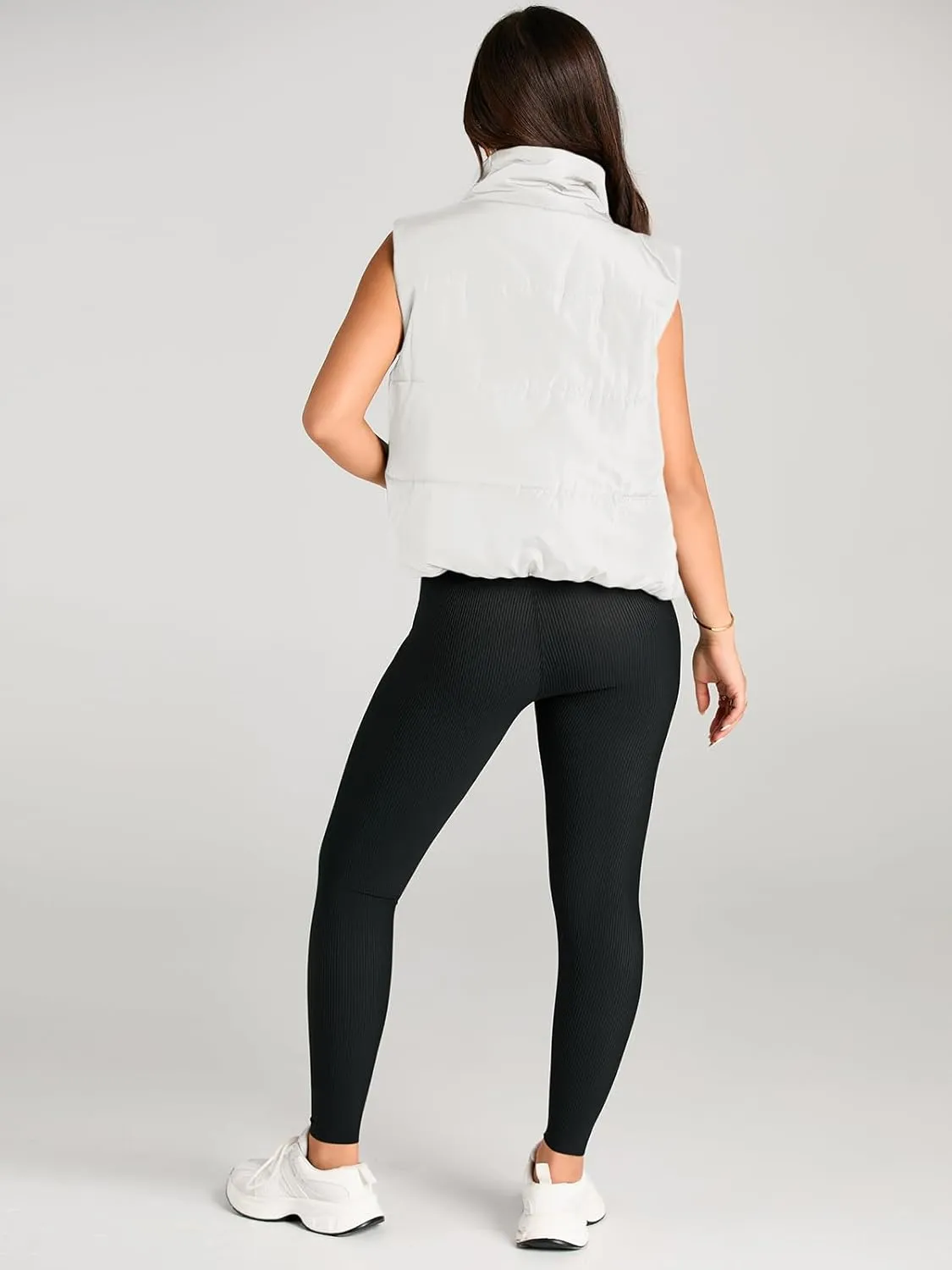 AUTOMET Puffer Vest Women Sleeveless Winter Cropped Outerwear Warm Puffer Lightweight Stand-up Collar Down with Pockets