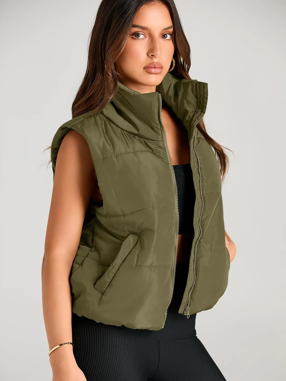 AUTOMET Puffer Vest Women Sleeveless Winter Cropped Outerwear Warm Puffer Lightweight Stand-up Collar Down with Pockets