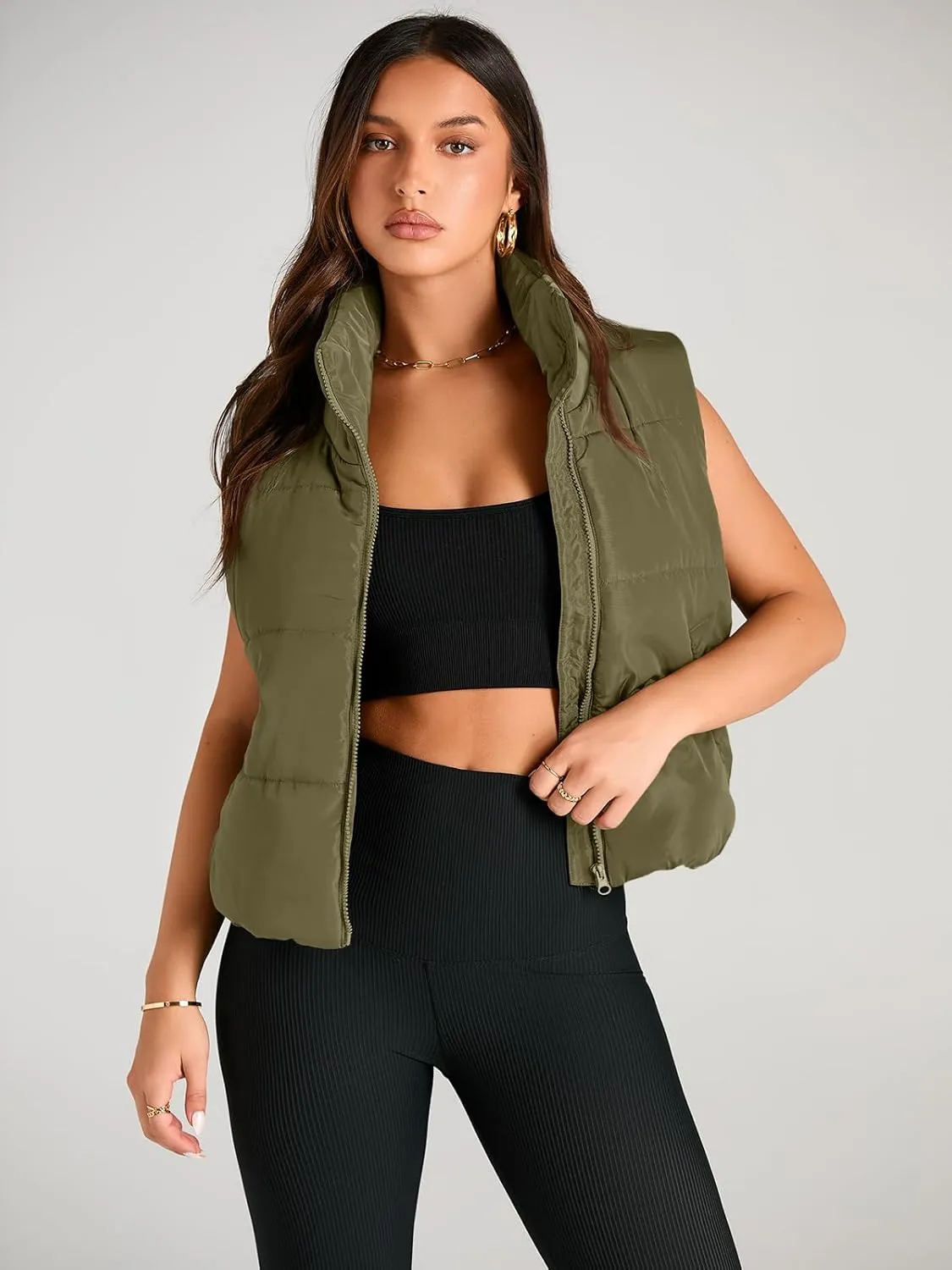 AUTOMET Puffer Vest Women Sleeveless Winter Cropped Outerwear Warm Puffer Lightweight Stand-up Collar Down with Pockets