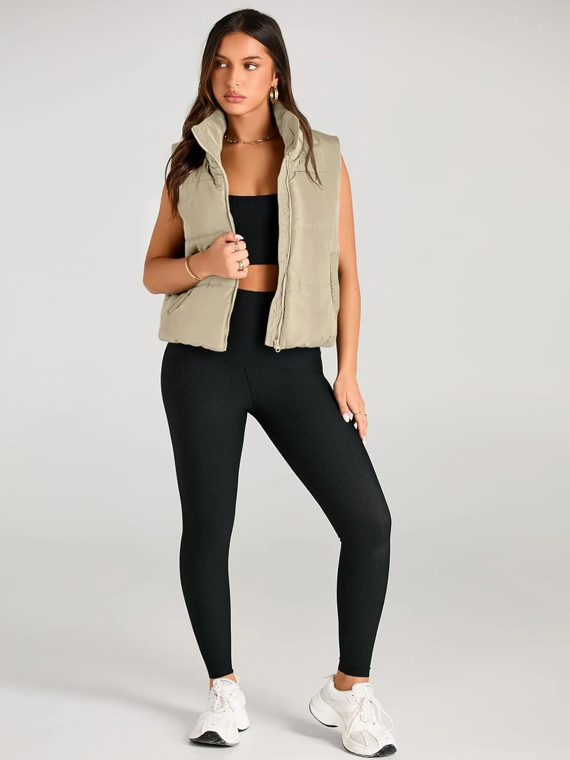 AUTOMET Puffer Vest Women Sleeveless Winter Cropped Outerwear Warm Puffer Lightweight Stand-up Collar Down with Pockets