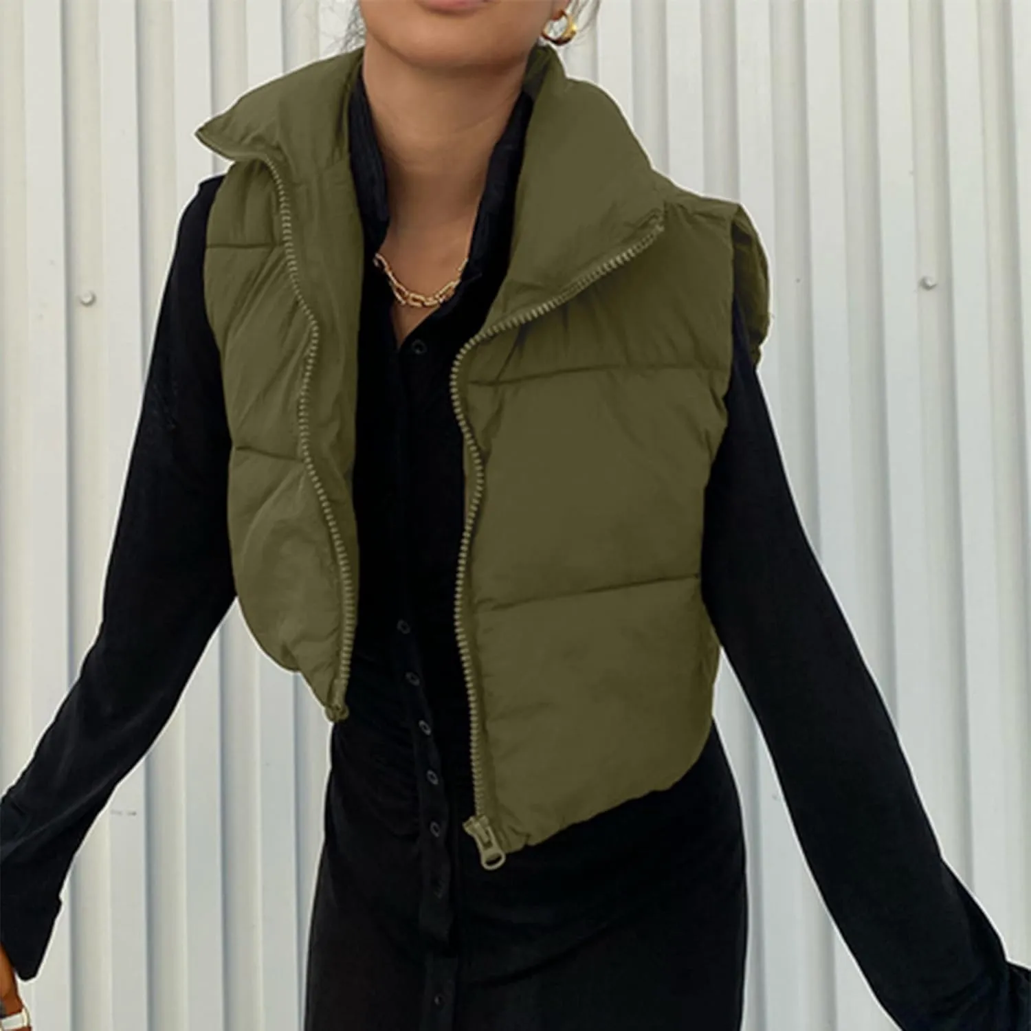 Hixiaohe Women's Winter Crop Vest Puffer Lightweight Stand Collar Padded Vest Zip Up Sleeveless Jacket