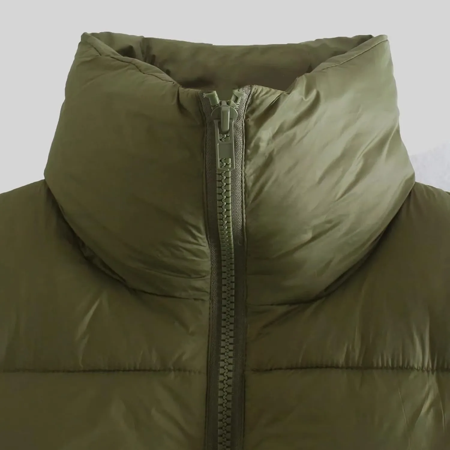 Hixiaohe Women's Winter Crop Vest Puffer Lightweight Stand Collar Padded Vest Zip Up Sleeveless Jacket