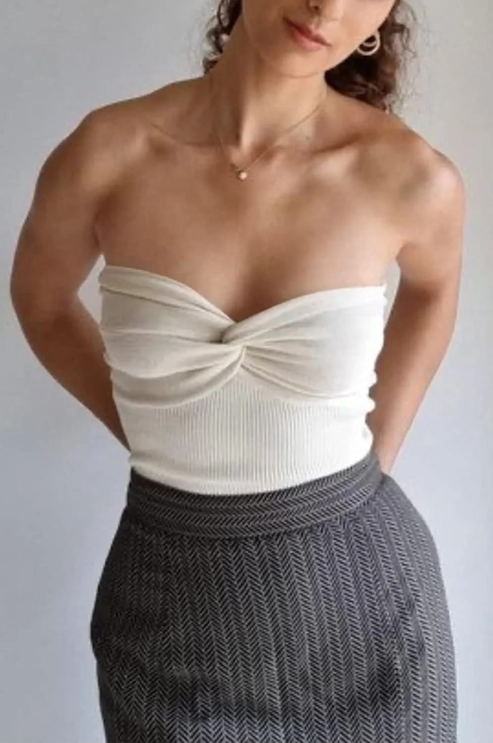 NTSWZYS Womens Strapless Crop Top Sexy Twist Knot Front Solid Ribbed Knit Tube Top Sleeveless Camisole Tanks Top