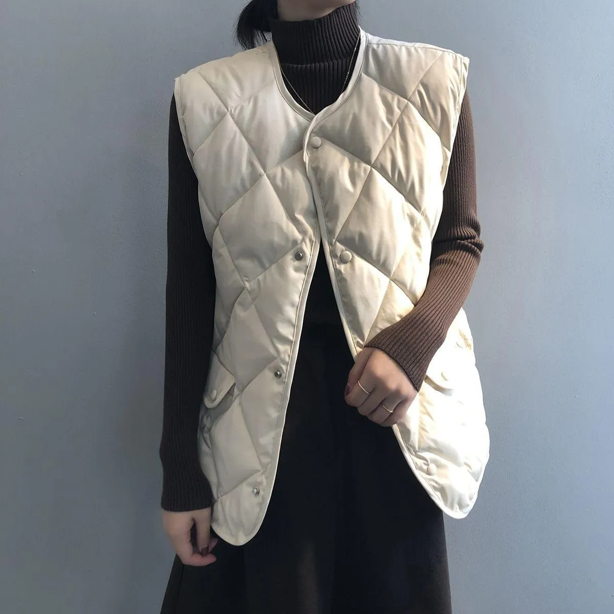 Smoneyful Womens Quilted Vest Lightweight Sleeveless Cotton-Padded Coat Button Down Casual Puffer Jacket Fall Puffy Gilet