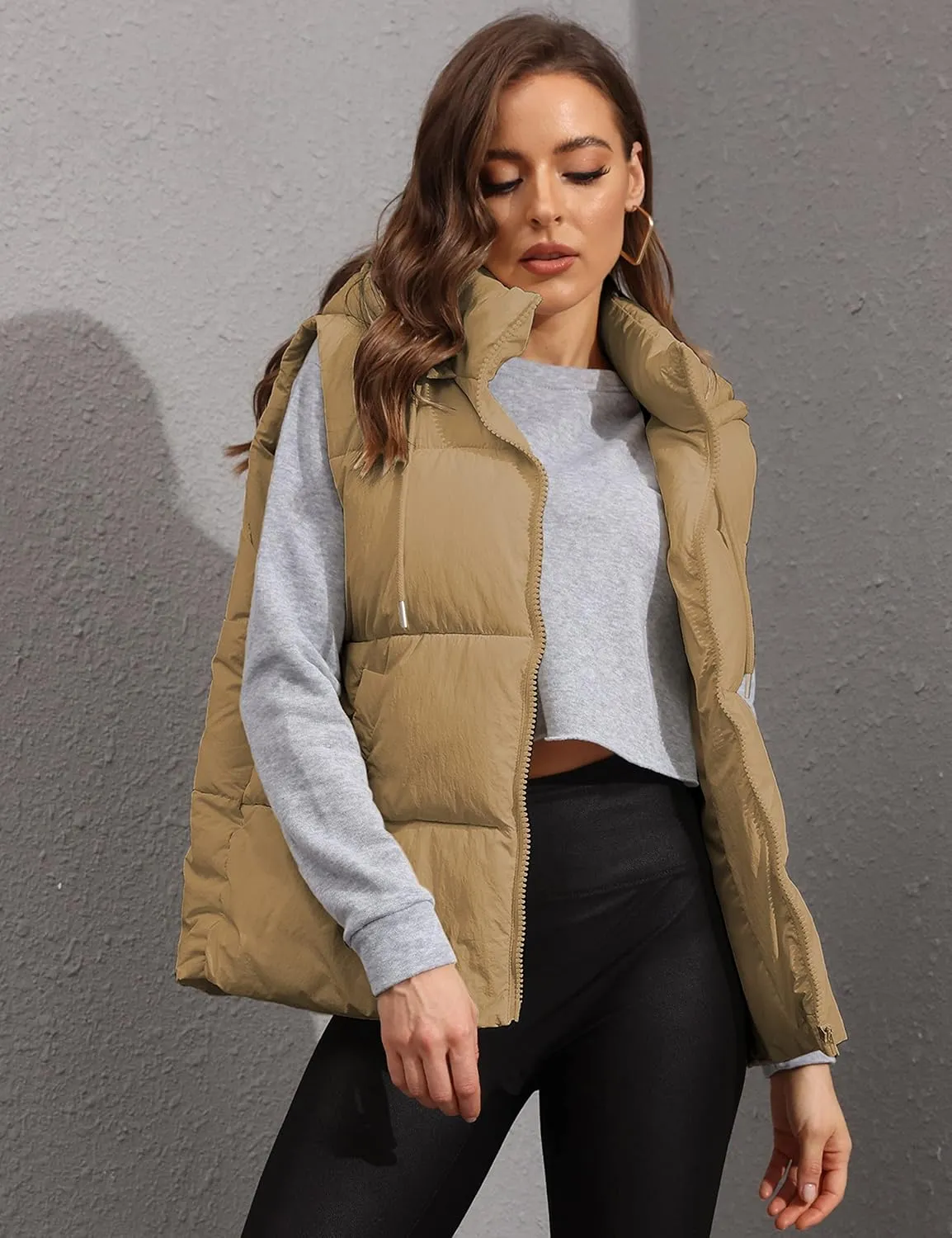 Tanming Black Puffer Vest Women Zip Up Lightweight Sleeveless Winter Outerwear Vests with Hood