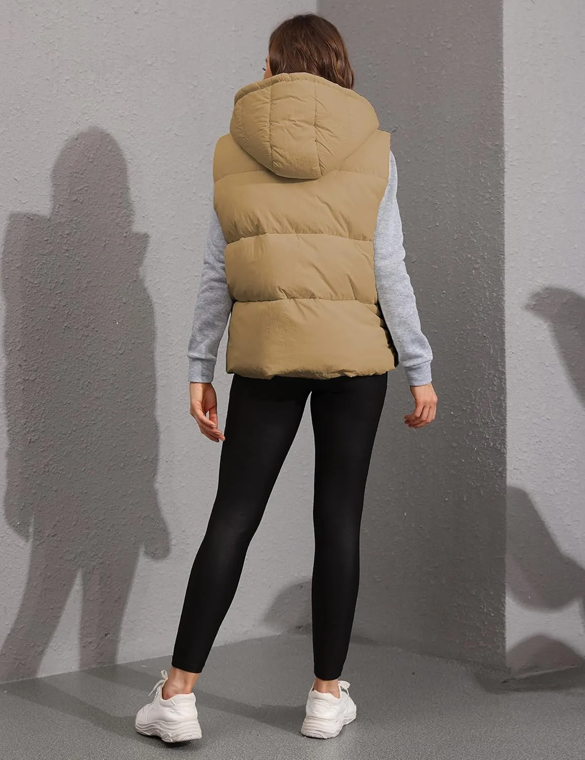 Tanming Black Puffer Vest Women Zip Up Lightweight Sleeveless Winter Outerwear Vests with Hood
