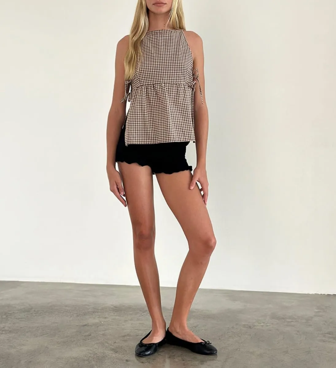 Women Y2K Split Side Tie Tank Top Floral Embroidered Cami Top Tie Front Sleeveless Crop Top Blouse
