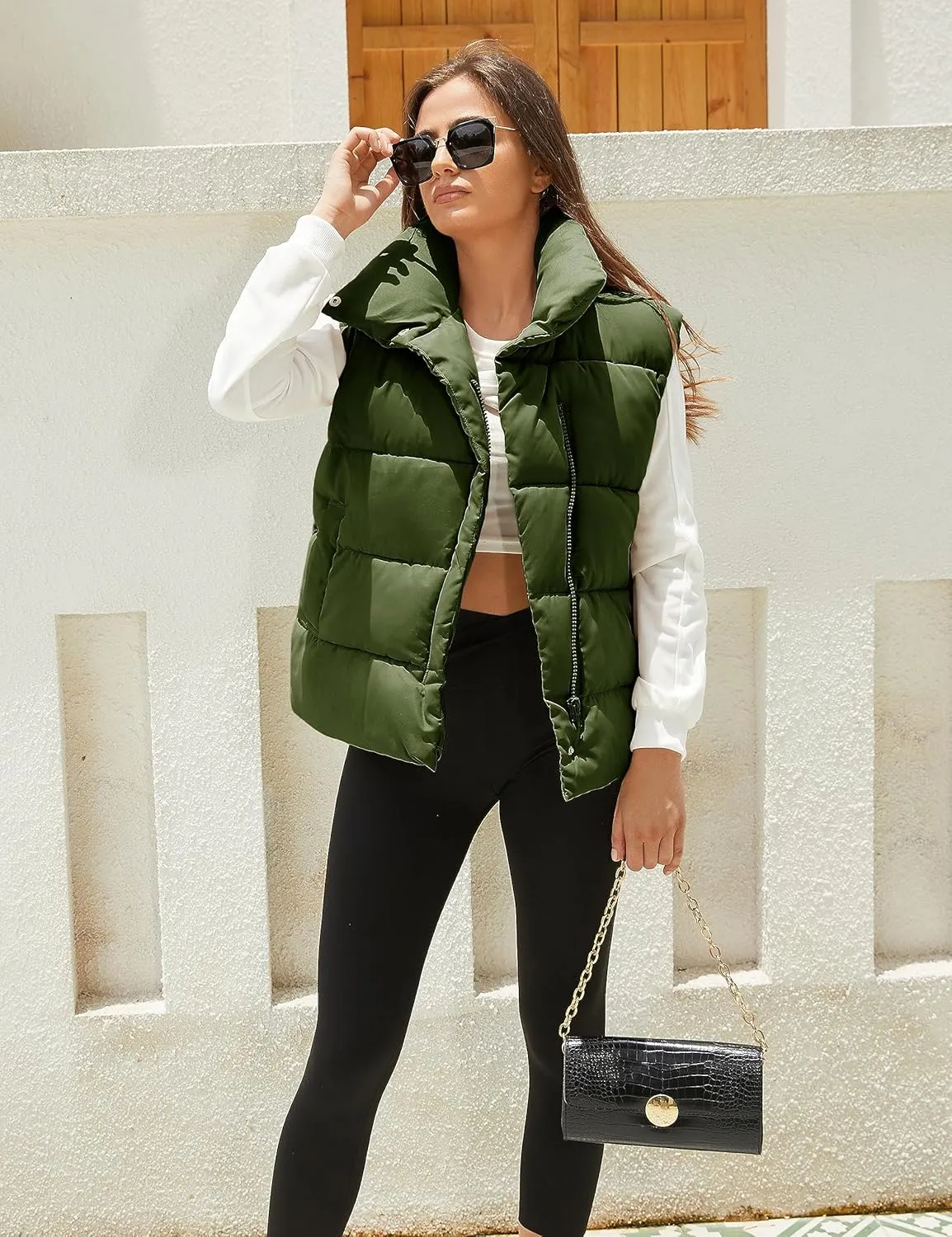 Women's Lightweight Zip Up Puffer Vest Stand Collar Sleeveless Padded Gilet with Pockets