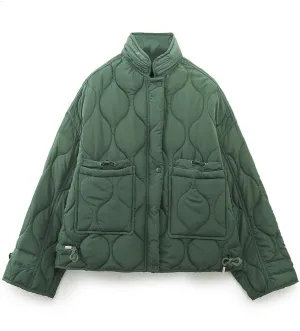 Women's Oversized Quilted Puffer Jacket Stand Collar Zip Up Lightweight Cropped Padded Winter Down Coat with Pockets