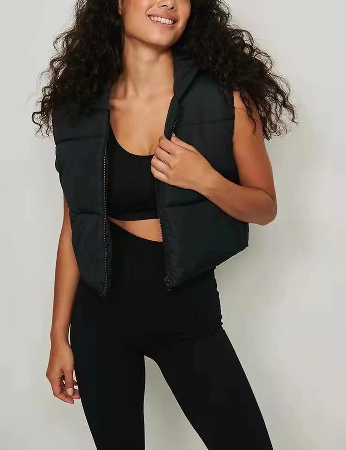 Yidarer Women's Full Zip Up Warm Crop Vest Sleeveless Puffer Vest Lightweight Padded Gilet