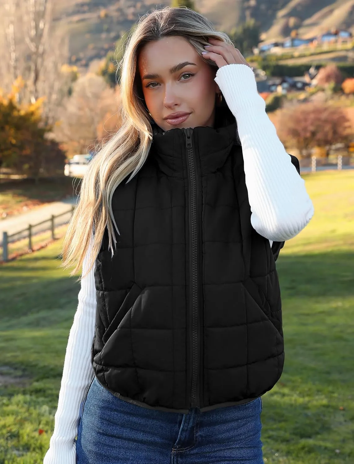 Zeagoo Womens Puffer Vest Ladies Sleeveless Zip Up Outerwear Warm Puffer Lightweight Down all Winter Jackets Coats 2024